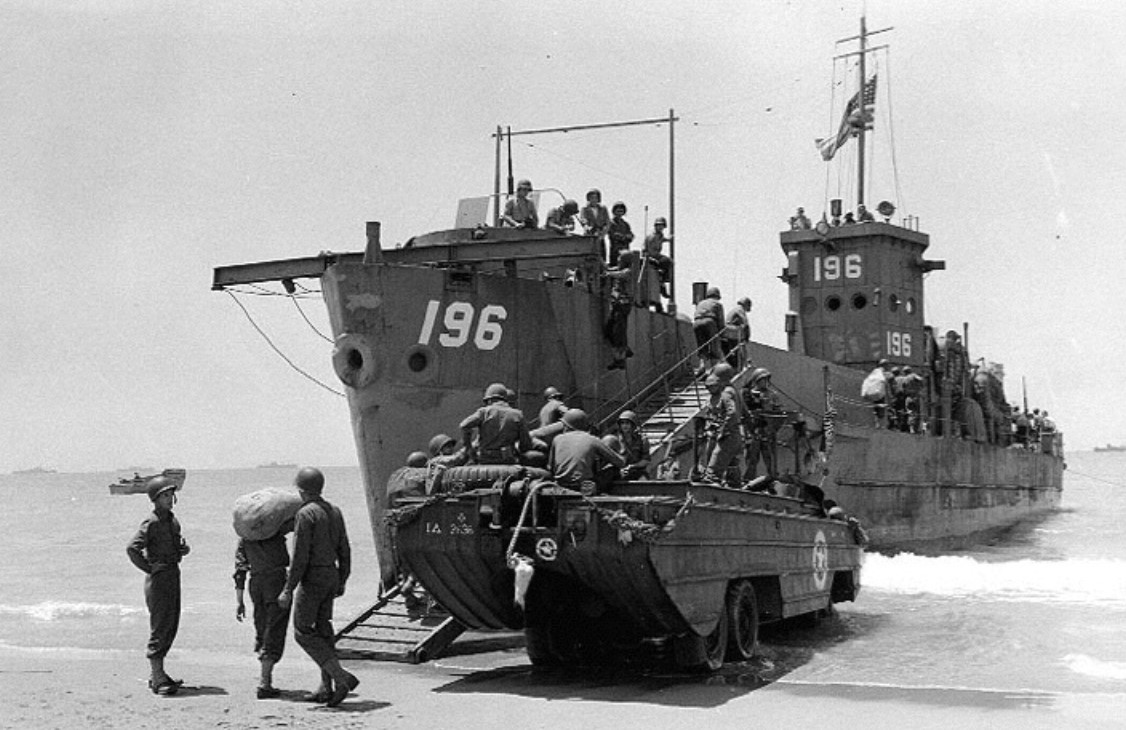 TÀU ĐỔ BỘ BỘ BINH LCI (Landing craft infantry) LCI lemokilo.com 2